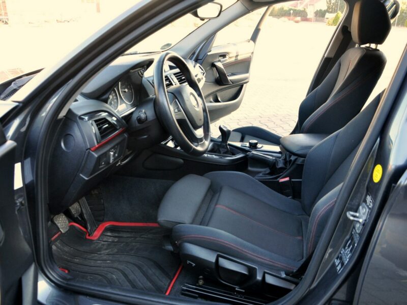 BMW 118 1.6i(136KM)*Lift*Klimatronik*Grzane Fotele*2xParktronik*I Wł*Alu16"ASO F20/F21 (2011-)