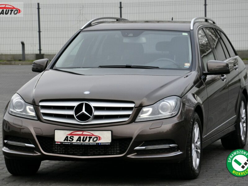 Mercedes C 180 2,2CDi 120KM Elegance/Navi/Skóra/LEDy/Xenon/Alu/El.Klapa W204 (2007-2014)