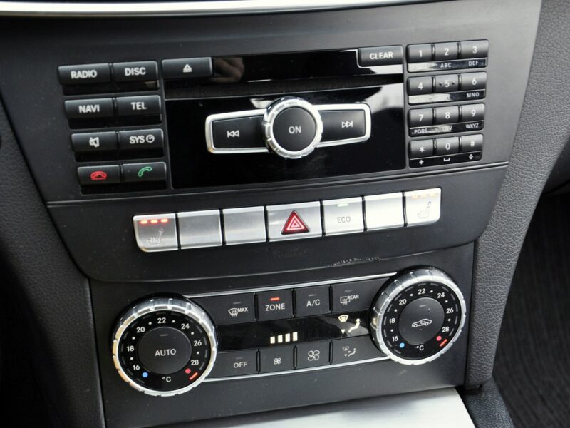 Mercedes C 180 2,2CDi 120KM Elegance/Navi/Skóra/LEDy/Xenon/Alu/El.Klapa W204 (2007-2014)