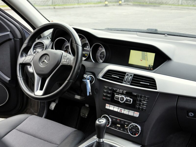 Mercedes C 180 2,2CDi 120KM Elegance/Navi/Skóra/LEDy/Xenon/Alu/El.Klapa W204 (2007-2014)