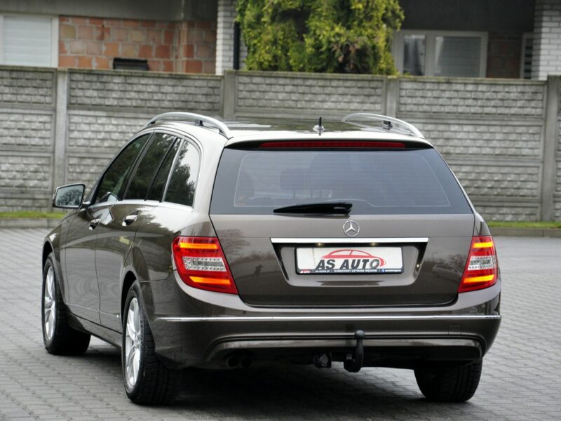 Mercedes C 180 2,2CDi 120KM Elegance/Navi/Skóra/LEDy/Xenon/Alu/El.Klapa W204 (2007-2014)