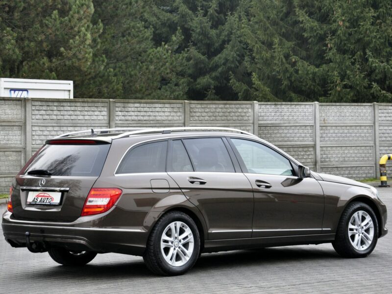 Mercedes C 180 2,2CDi 120KM Elegance/Navi/Skóra/LEDy/Xenon/Alu/El.Klapa W204 (2007-2014)