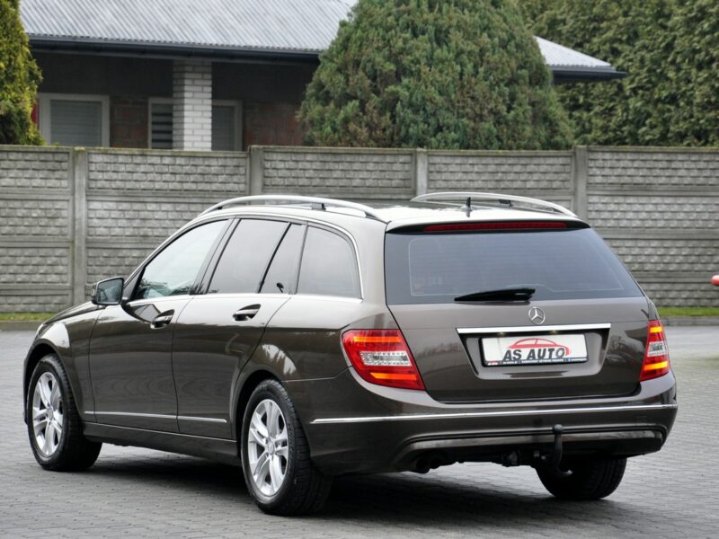Mercedes C 180 2,2CDi 120KM Elegance/Navi/Skóra/LEDy/Xenon/Alu/El.Klapa W204 (2007-2014)