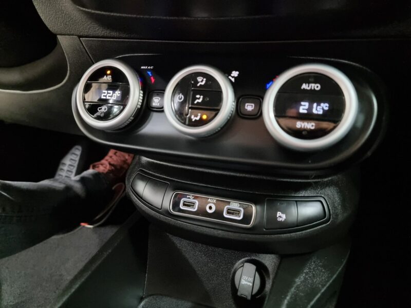 Fiat 500x 1.6 i (110 KM) City Cross
