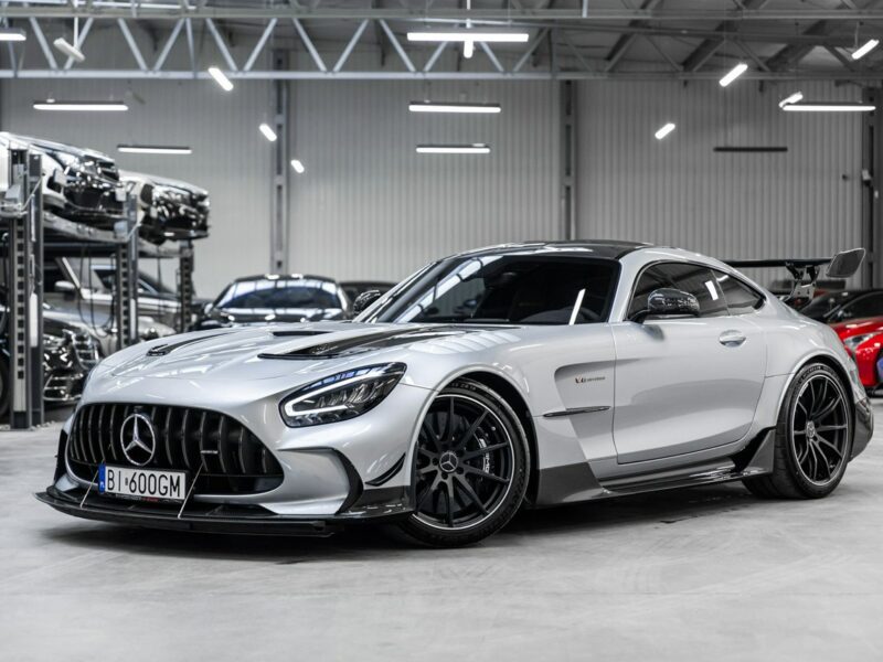 Mercedes AMG GT Black Series. Salon PL. Wideoprezentacja YouTube.
