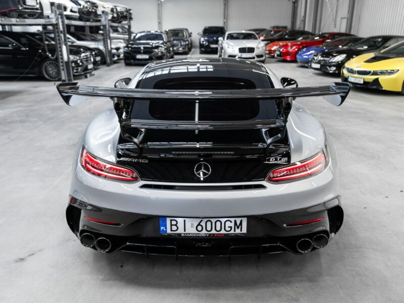 Mercedes AMG GT Black Series. Salon PL. Wideoprezentacja YouTube.