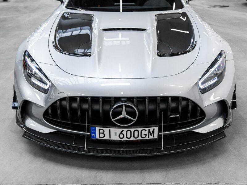 Mercedes AMG GT Black Series. Salon PL. Wideoprezentacja YouTube.