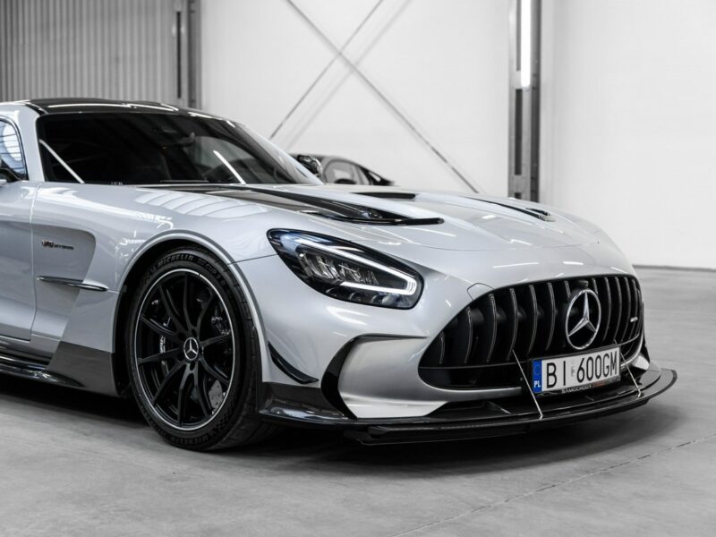 Mercedes AMG GT Black Series. Salon PL. Wideoprezentacja YouTube.