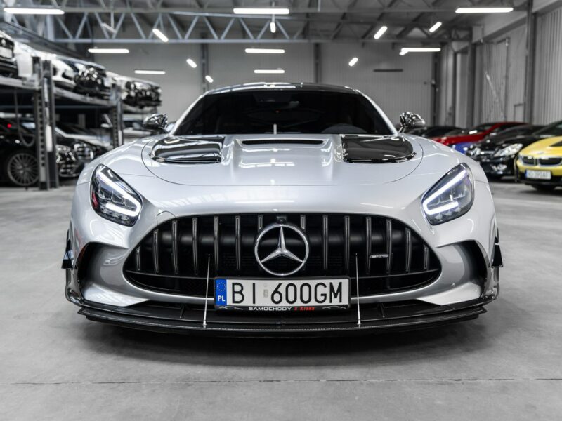 Mercedes AMG GT Black Series. Salon PL. Wideoprezentacja YouTube.