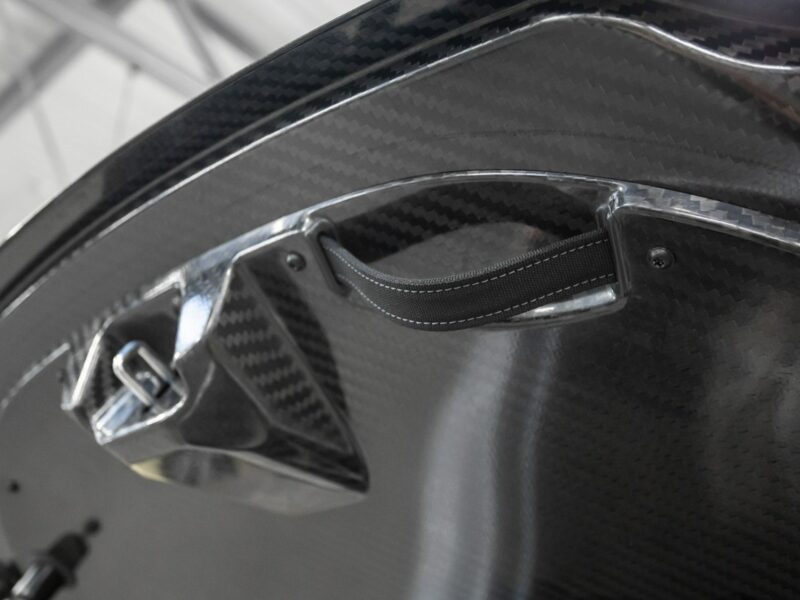 Mercedes AMG GT Black Series. Salon PL. Wideoprezentacja YouTube.