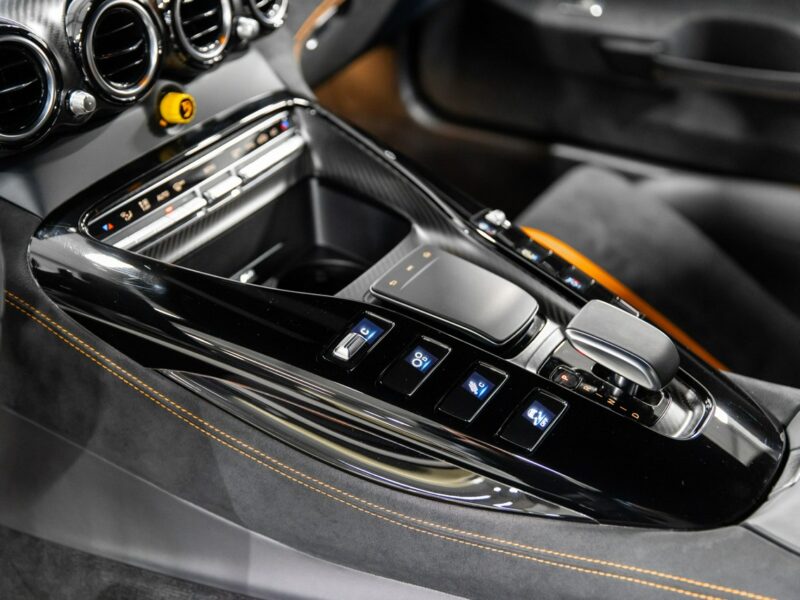 Mercedes AMG GT Black Series. Salon PL. Wideoprezentacja YouTube.