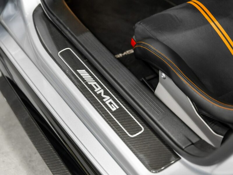 Mercedes AMG GT Black Series. Salon PL. Wideoprezentacja YouTube.