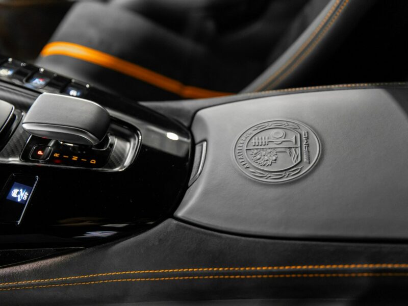 Mercedes AMG GT Black Series. Salon PL. Wideoprezentacja YouTube.
