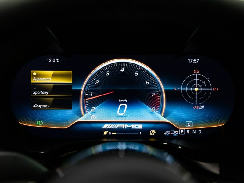 Mercedes AMG GT Black Series. Salon PL. Wideoprezentacja YouTube.