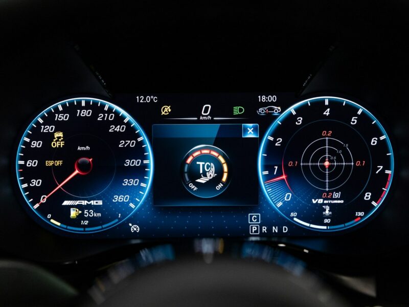 Mercedes AMG GT Black Series. Salon PL. Wideoprezentacja YouTube.