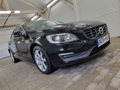 Volvo S60 2.0 T3 Drive-E Momentum, I właściciel, salon Polska, FV23% II (2010-)