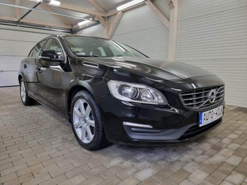 Volvo S60 2.0 T3 Drive-E Momentum, I właściciel, salon Polska, FV23% II (2010-)