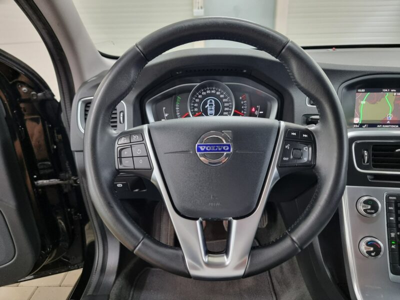 Volvo S60 2.0 T3 Drive-E Momentum, I właściciel, salon Polska, FV23% II (2010-)