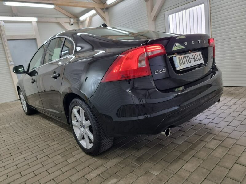Volvo S60 2.0 T3 Drive-E Momentum, I właściciel, salon Polska, FV23% II (2010-)