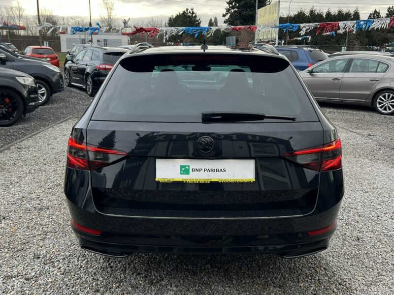 Škoda Superb -SPRZEDANY- 4X4*Full Wyposaż/Sport Line *2.0 TDI - Nowy Rozrząd&Dwumas III (2015-2023)
