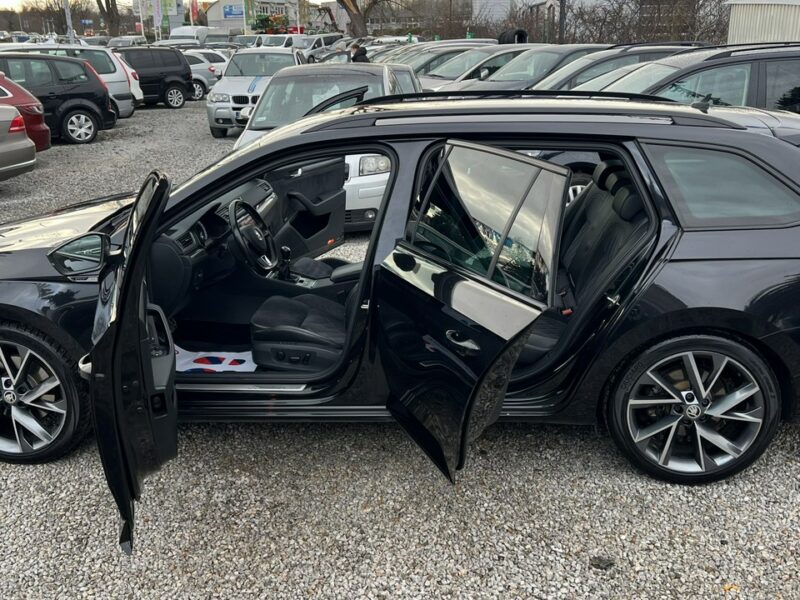 Škoda Superb -SPRZEDANY- 4X4*Full Wyposaż/Sport Line *2.0 TDI - Nowy Rozrząd&Dwumas III (2015-2023)