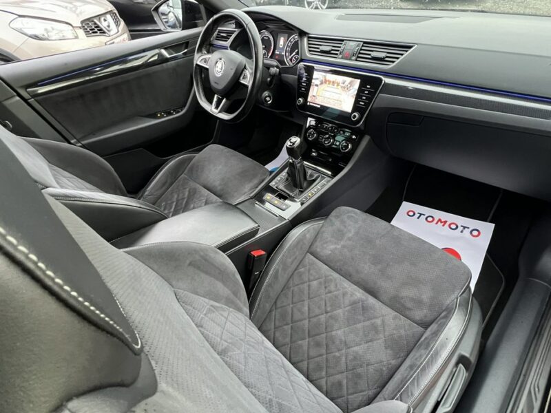 Škoda Superb -SPRZEDANY- 4X4*Full Wyposaż/Sport Line *2.0 TDI - Nowy Rozrząd&Dwumas III (2015-2023)