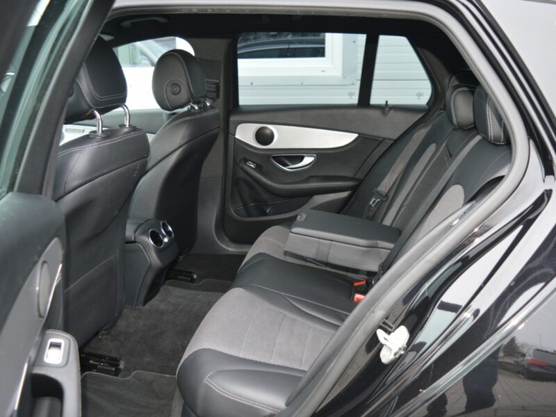 Mercedes C 200 1.6 CDi Serwis Full LED Navi Kamera Nowe opony 207 tys.km. Euro-6b W205 (2014-2021)