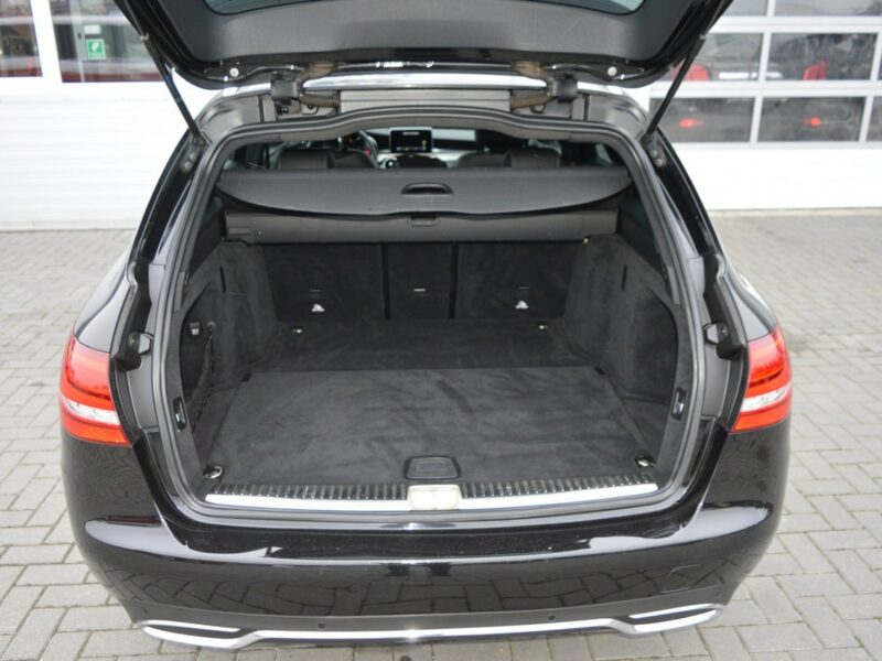 Mercedes C 200 1.6 CDi Serwis Full LED Navi Kamera Nowe opony 207 tys.km. Euro-6b W205 (2014-2021)