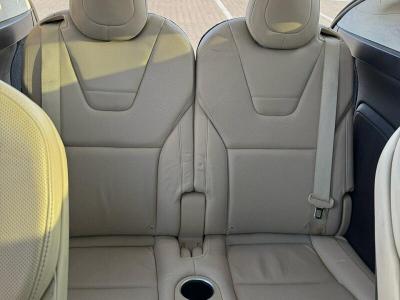 Tesla Model X Tesla x darmowe ładowanie