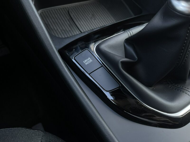Hyundai Tucson 1.6 T-GDI 6MT 2WD (160KM) Smart + Led 2 - dostępny od ręki IV (2020-)