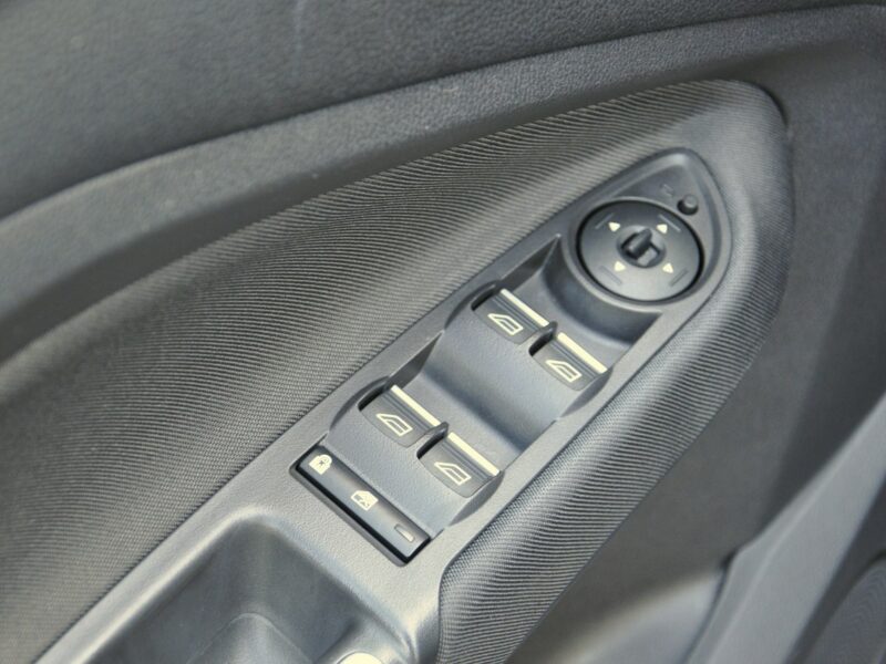 Ford C-Max 1,0T 125KM Titanium/Ledy/ParkAssist/Pdc/Kamera/Alufelgi/Tempomat II (2010-)