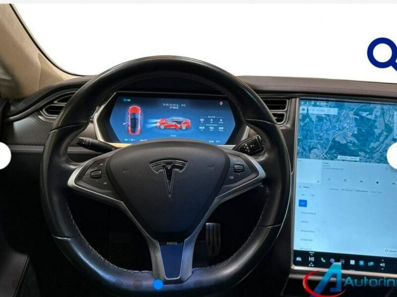Tesla Model S darmowe ładowanie zadbana sprawna