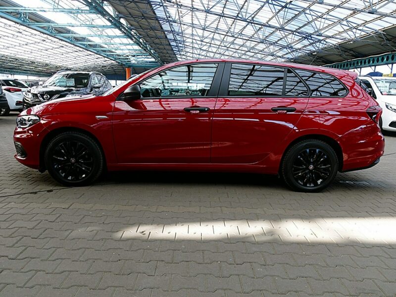 Fiat Tipo Combi STREET Led+Parktronic 3Lata Gwar. I-wł Kraj BEZWYPADKOWY FV23% II (2016-)