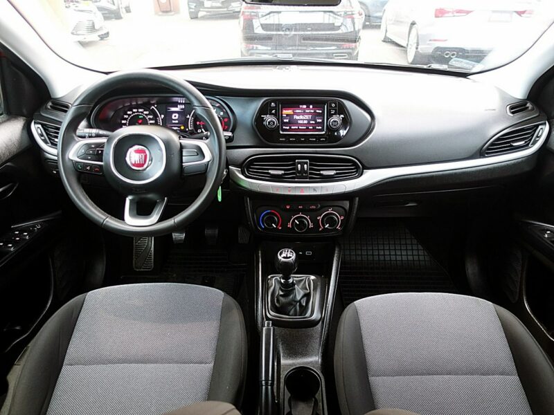 Fiat Tipo Combi STREET Led+Parktronic 3Lata Gwar. I-wł Kraj BEZWYPADKOWY FV23% II (2016-)
