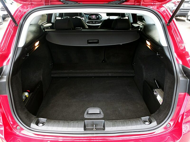 Fiat Tipo Combi STREET Led+Parktronic 3Lata Gwar. I-wł Kraj BEZWYPADKOWY FV23% II (2016-)