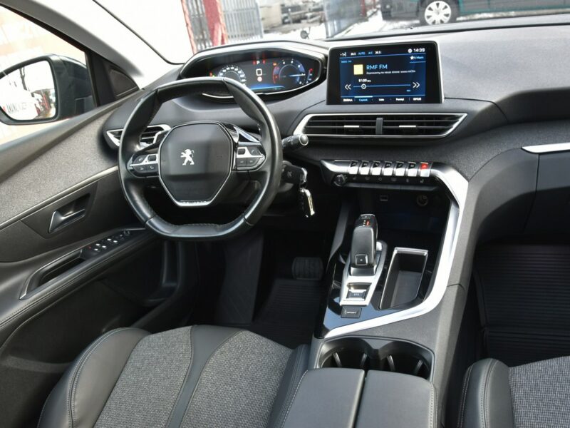 Peugeot 5008 1.5HDi 130KM Automat 2019r. 7os. LED NAVi Kamera Skóra Rolety II (2017-)