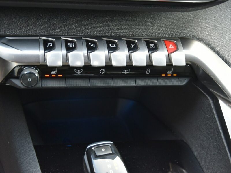 Peugeot 5008 1.5HDi 130KM Automat 2019r. 7os. LED NAVi Kamera Skóra Rolety II (2017-)