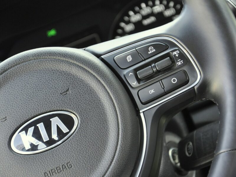 Kia Sportage 1.7 CRDi 141KM XL/Navi/Kamera/SerwisASO/Alufelgi/PółSkóry IV (2016-2021)