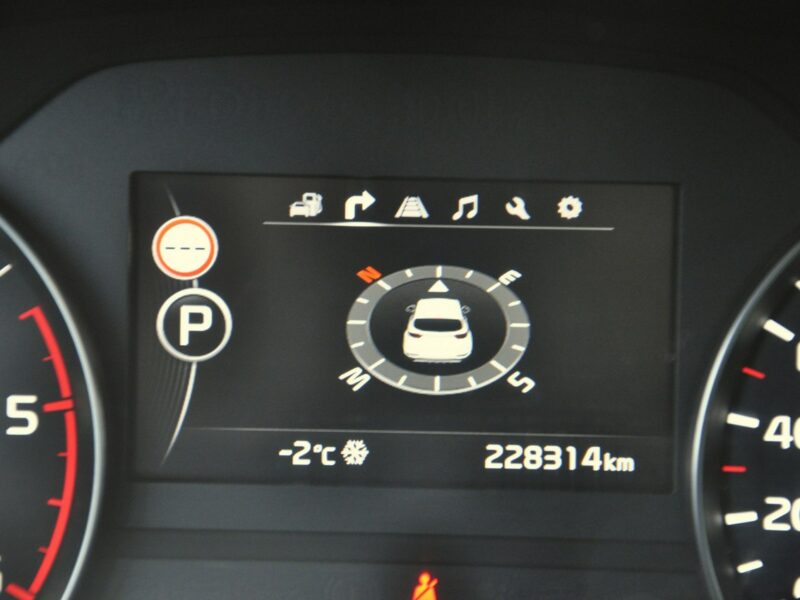 Kia Sportage 1.7 CRDi 141KM XL/Navi/Kamera/SerwisASO/Alufelgi/PółSkóry IV (2016-2021)