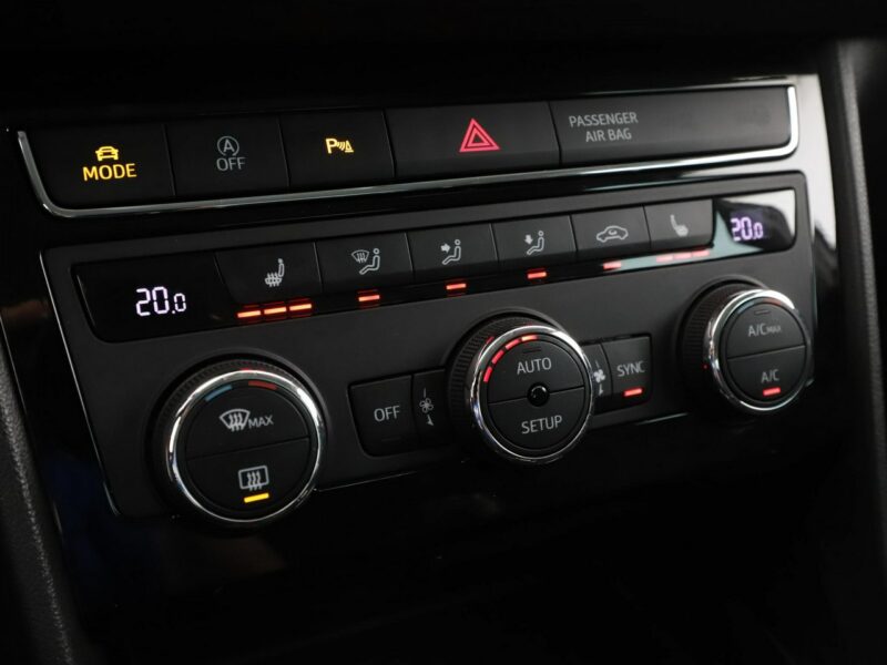 Seat Leon Dostępny w Autohero Pick-up Center Warszawa Młociny III (2012-)