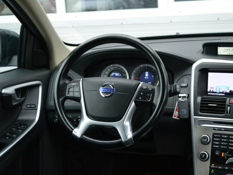 Volvo XC 60 2.0 D3 Automat Navi Bluetooth 263 tys.km. I (2008-2017)