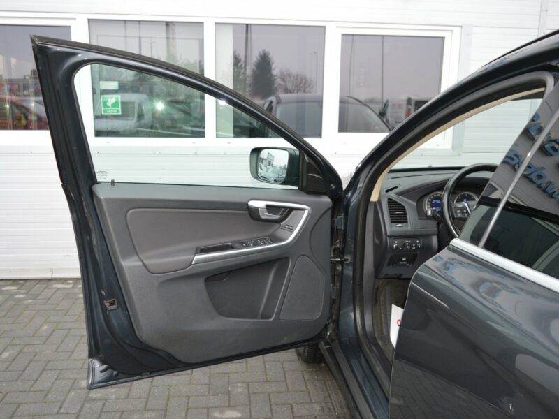 Volvo XC 60 2.0 D3 Automat Navi Bluetooth 263 tys.km. I (2008-2017)