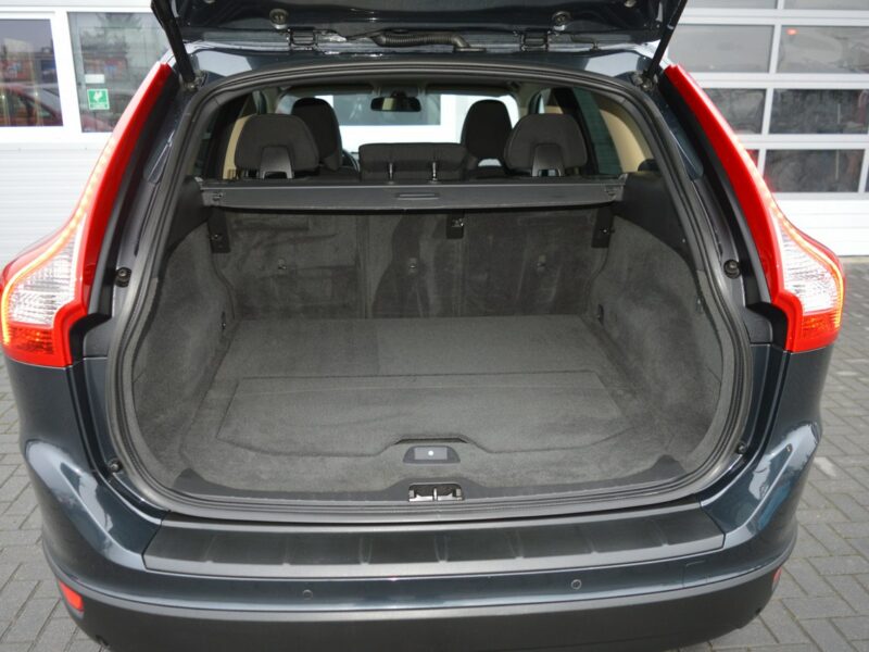Volvo XC 60 2.0 D3 Automat Navi Bluetooth 263 tys.km. I (2008-2017)