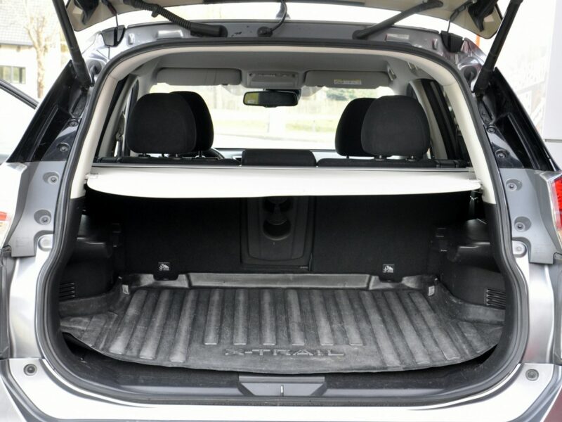 Nissan X-Trail 1,6DCi 130KM Tekna /Navi/Kamera360/Led/KeyLess/Alufelgi/el.klapa III (2014-2021)