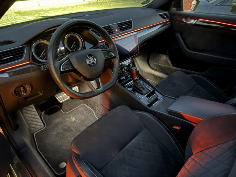 Škoda Superb 19r. 2.0 TDI 190KM DSG Sportline bezwypadkowa super stan, wyposażenie III (2015-2023)
