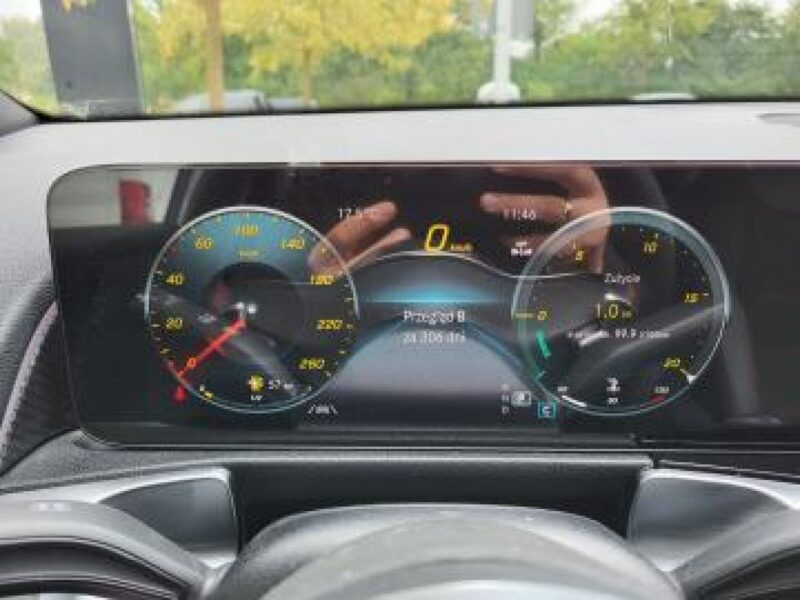 Mercedes GLB