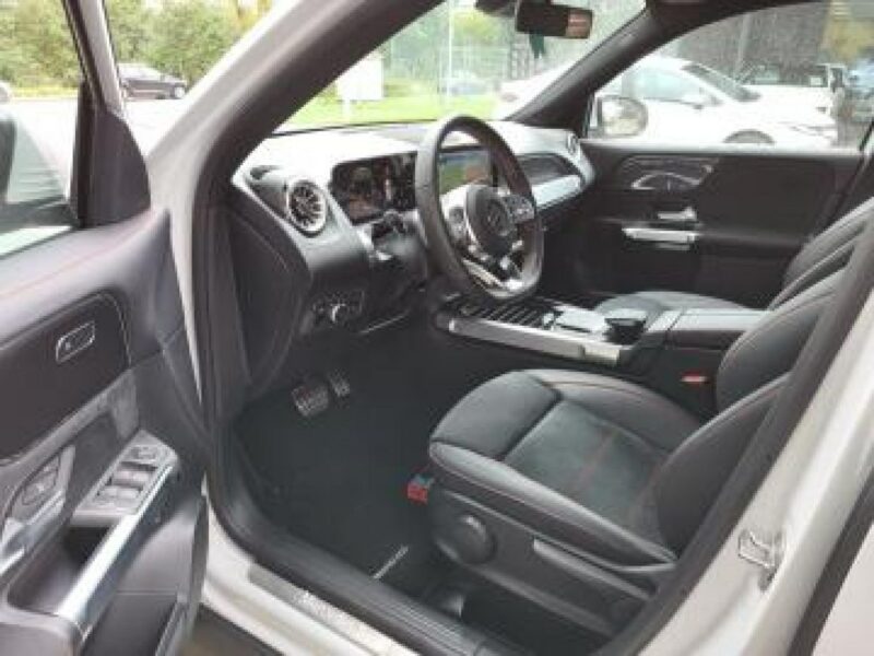 Mercedes GLB