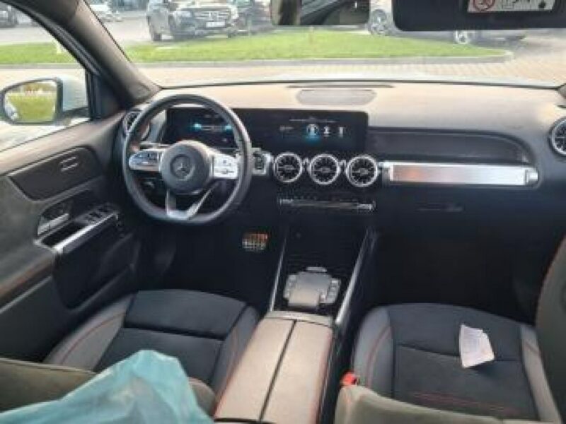 Mercedes GLB