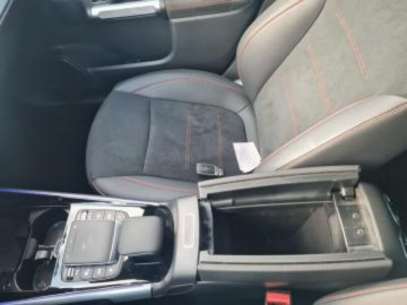 Mercedes GLB