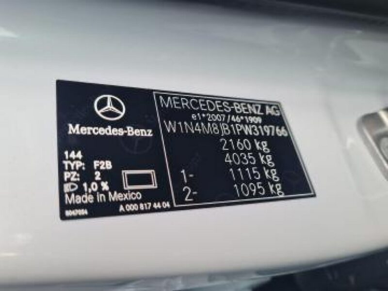Mercedes GLB